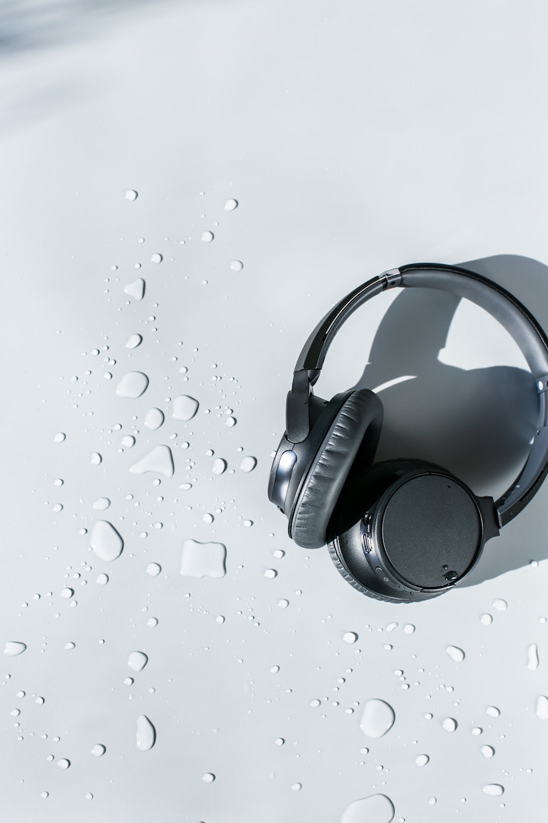 How Maintain and Clean Your Headphones